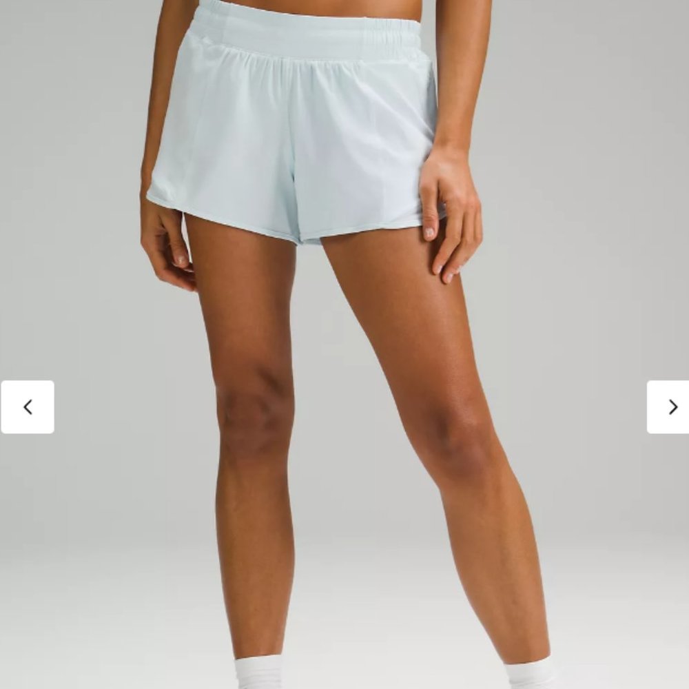 NWT Lululemon Hotty Hot Low-Rise Lined Short 4" (Powder Blue 14)